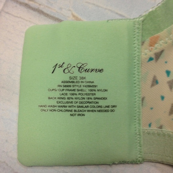 Plus Size Bra - Underwire Minimizer & Thin Cup - Picture 3 of 5